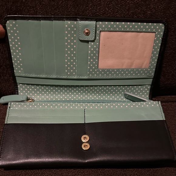 LIKE NEW RADLEY LONDON WALLET. Green and black color. Outside pocket. 8”Wx3”H. - Picture 2 of 3